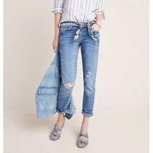 Anthropologie New Pilcro Slim Straight Leg Jeans Light Wash Distressed Size 29